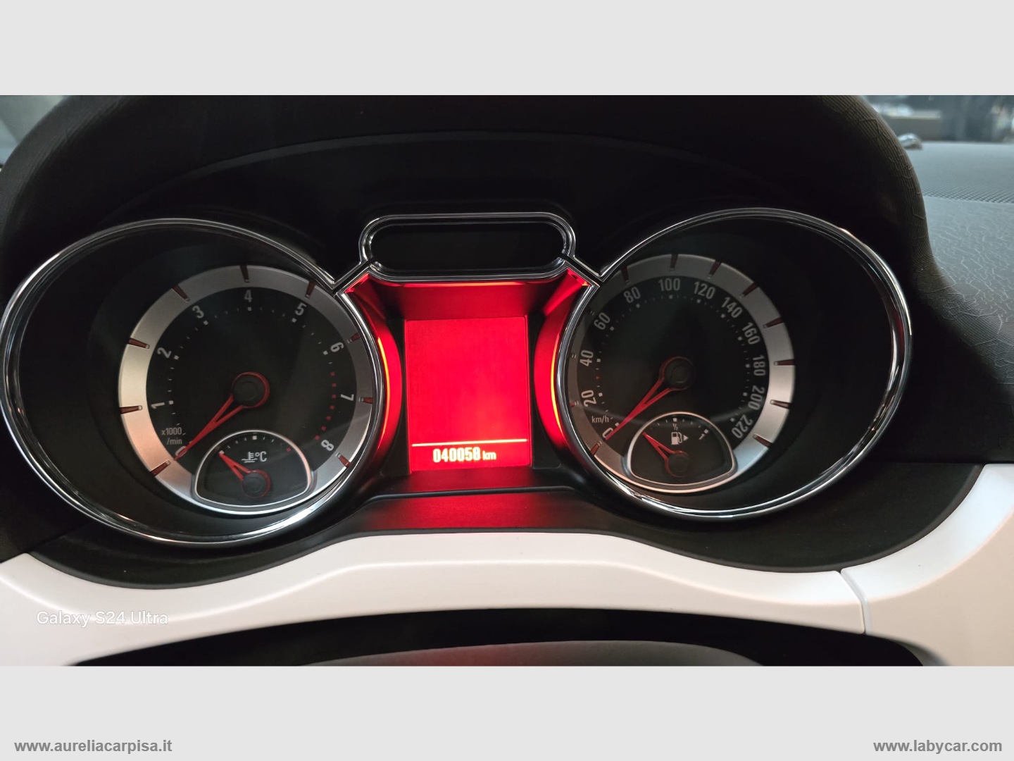 Adam 1.2 70 CV Glam - immagine 6