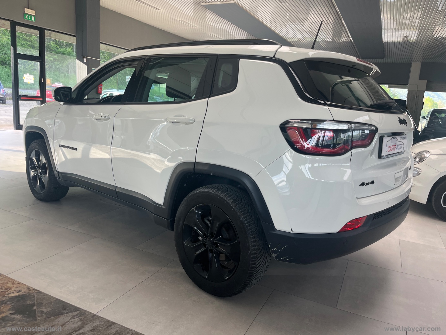 Compass 2.0 Mjt II aut. 4WD Night Eagle - immagine 6
