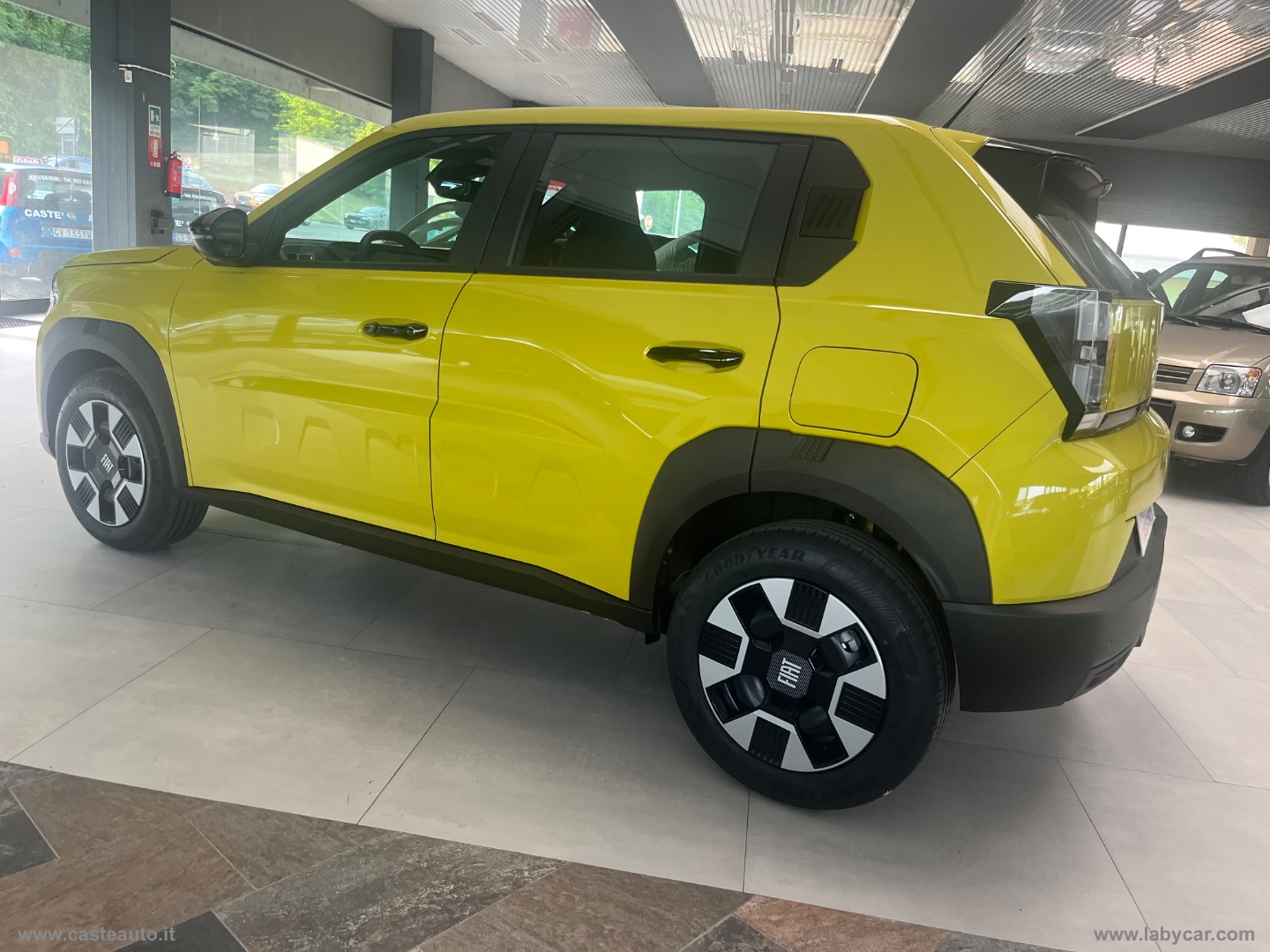 Grande Panda 1.2 Hybrid 110 CV S&S Icon - immagine 6