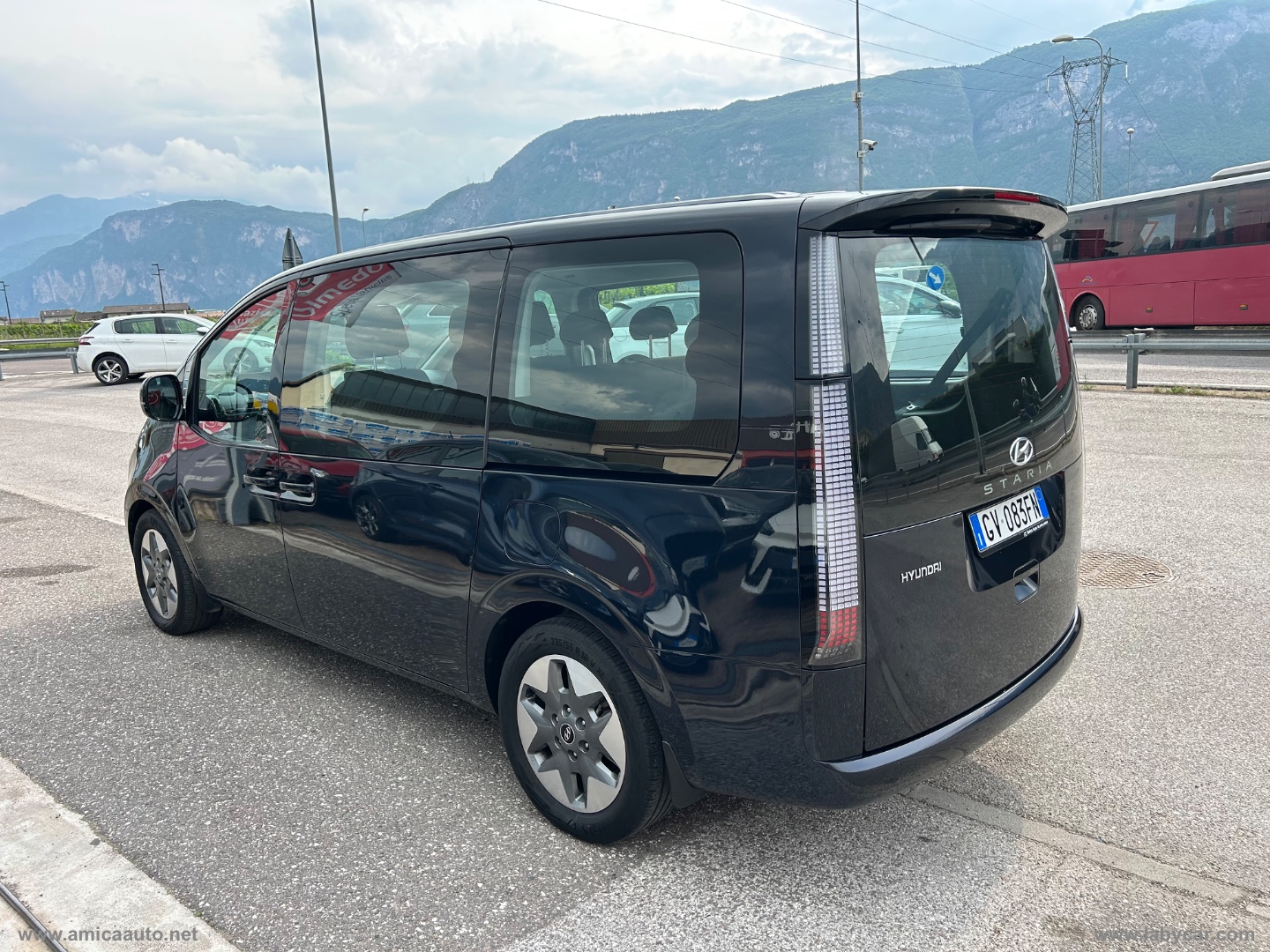 Staria 2.2 AT 2WD 9 posti Wagon DIESEL - immagine 6