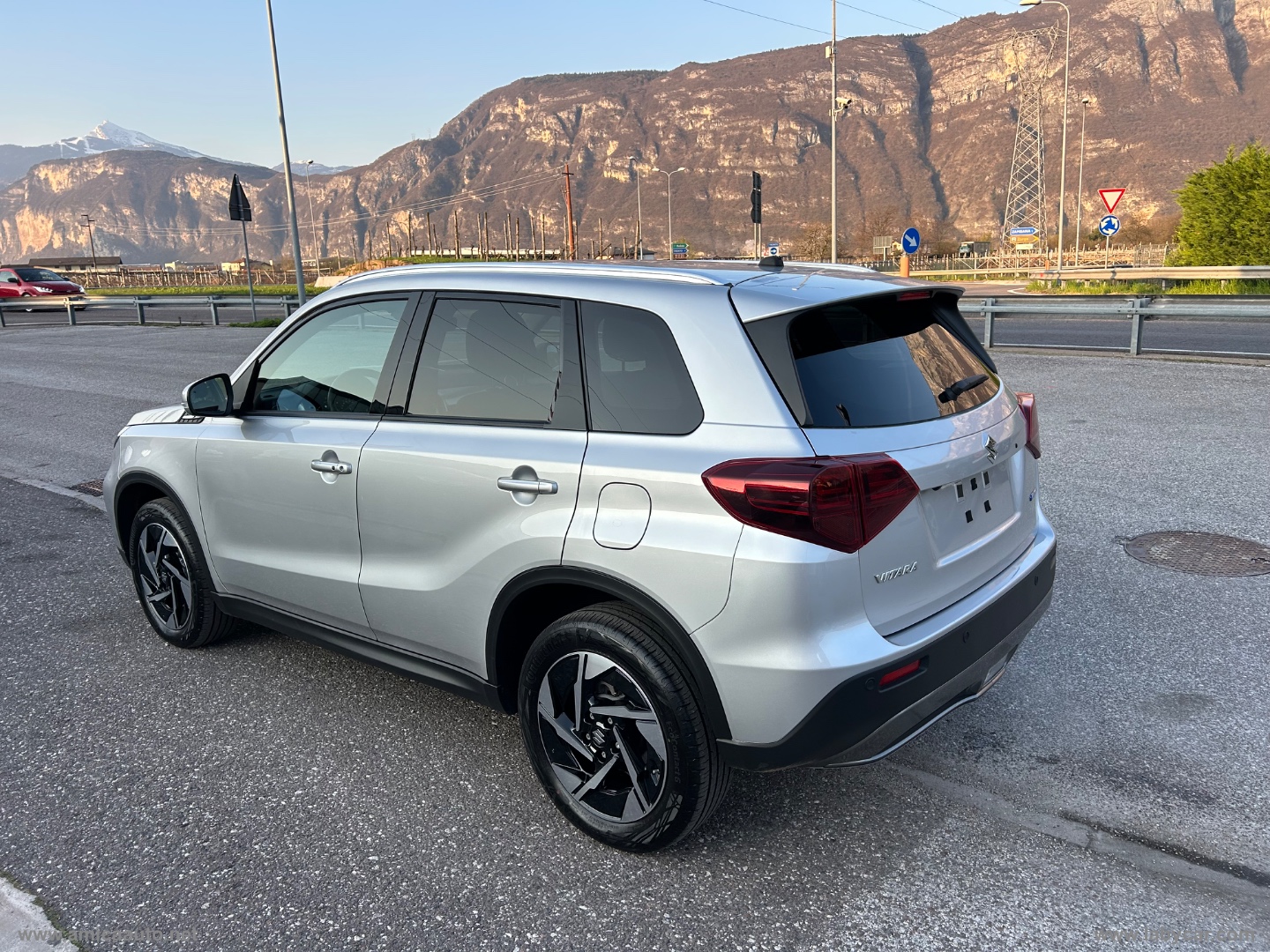 Vitara 1.4 Hybrid 4WD AllGrip Top - immagine 6