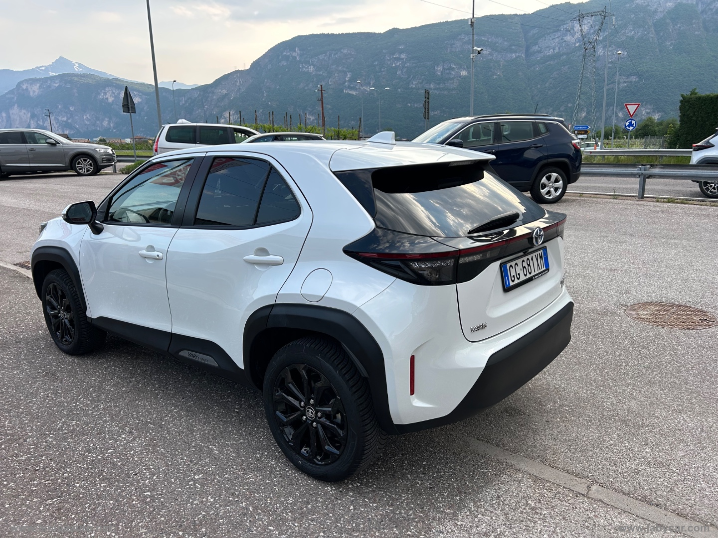 Yaris Cross 1.5 Hyb. 5p. E-CVT AWD Trend - immagine 6
