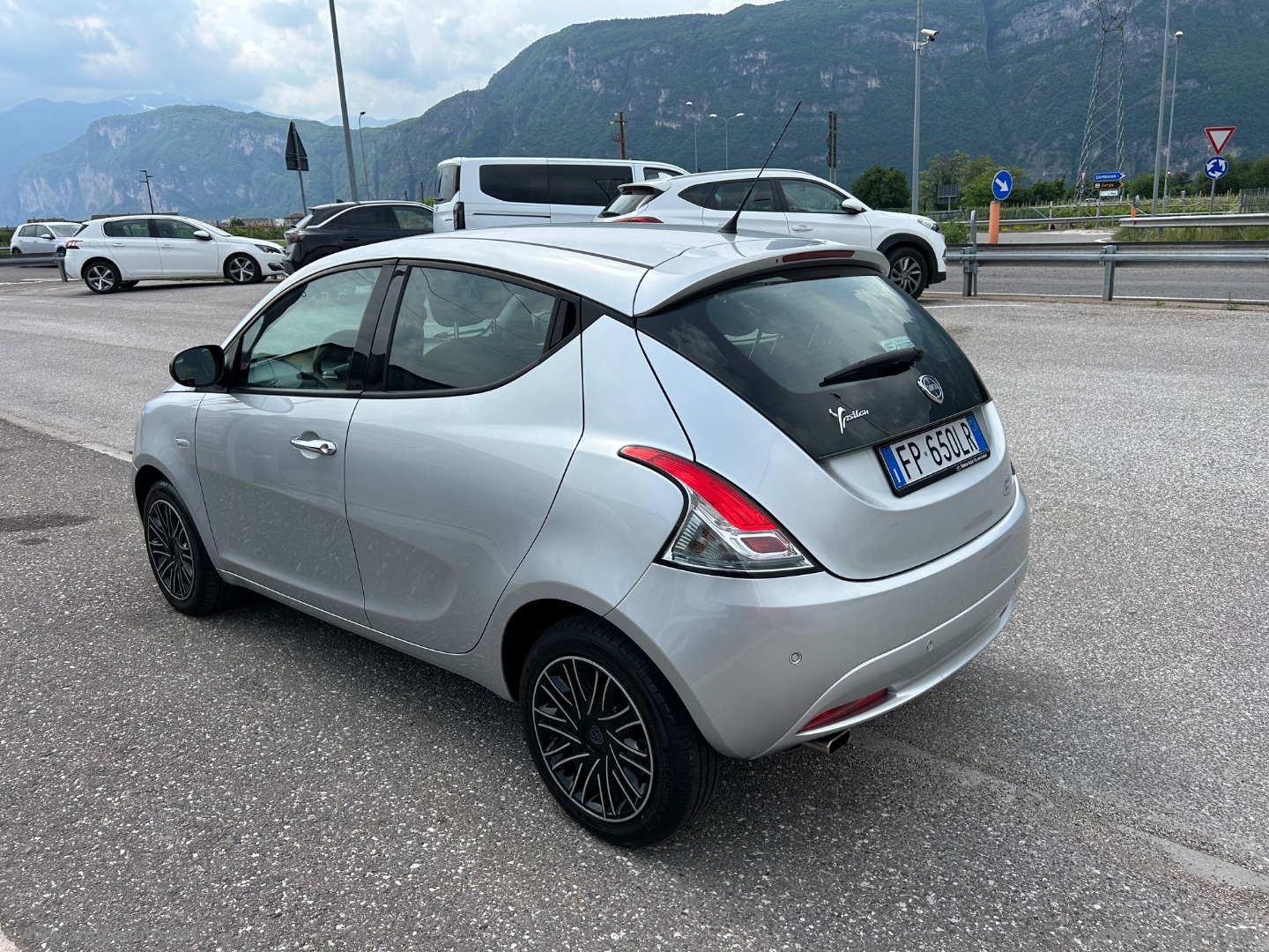 Ypsilon 1.2 69 CV 5p. Gold - immagine 6