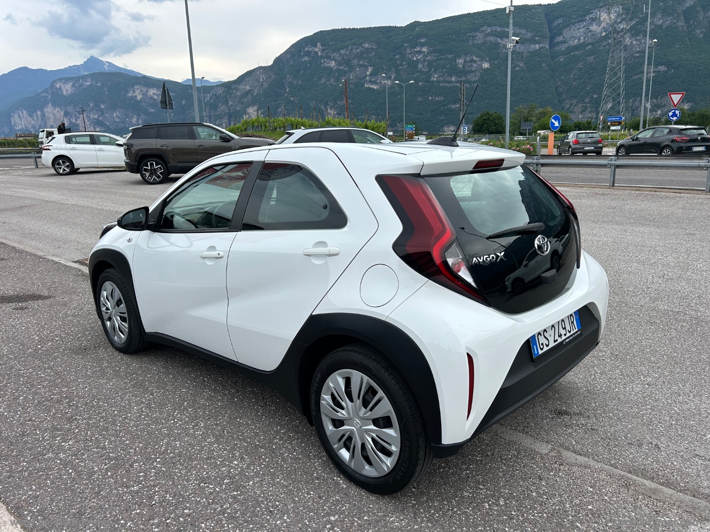 Aygo X 1.0 VVT-i 72 CV 5p. Active - immagine 6