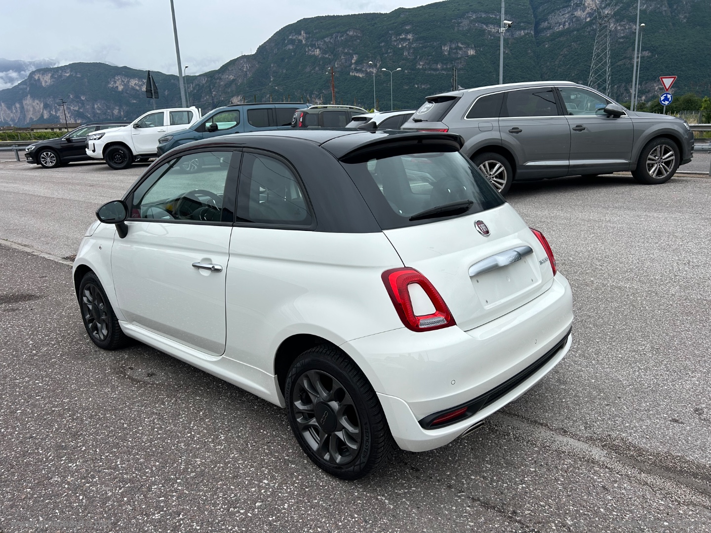 500 1.0 Hybrid Hey Google VERNICE BICOLORE - TETTO NERO - immagine 6