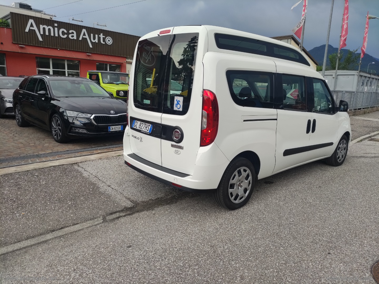Doblò 1.6 MJT 120 PL Combi Maxi Loun. TETTO ALTO CON PEDANA POST. PER OSPITI DISABILI - immagine 6