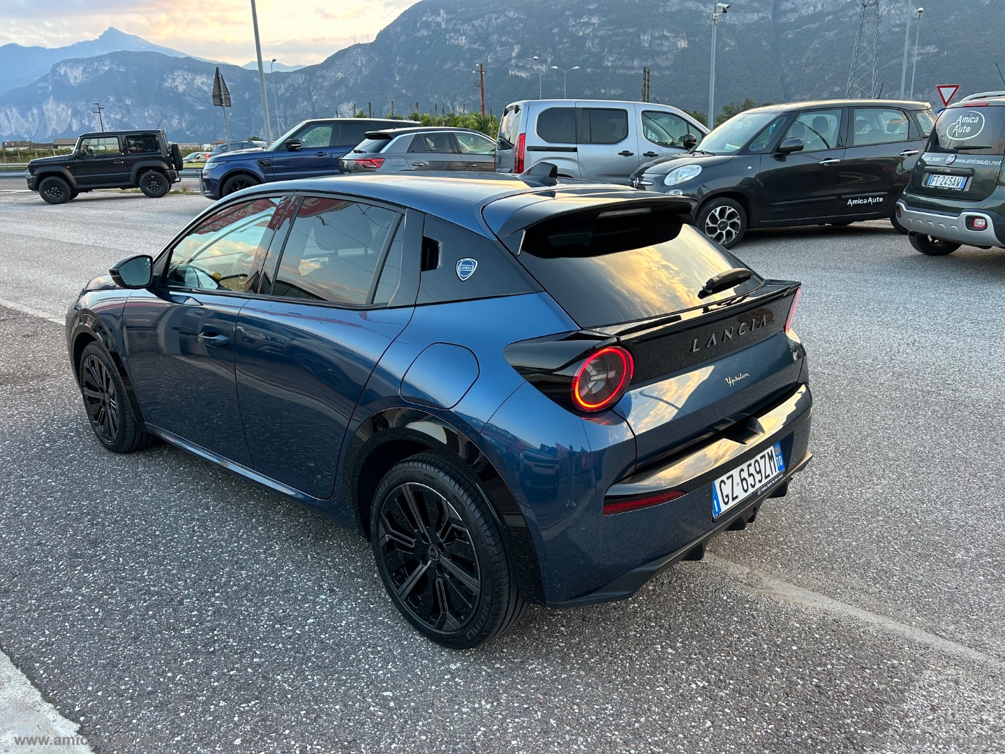 Ypsilon Hybrid e-DCT Ed.Limitata Cassina - immagine 6