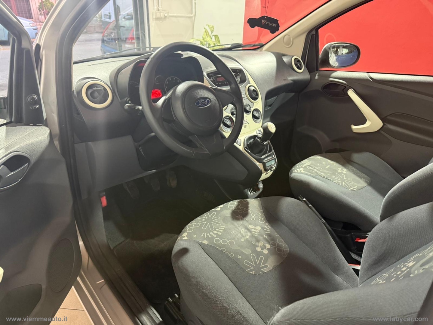 Ka+ 1.2 8V 69 CV Titanium - immagine 6