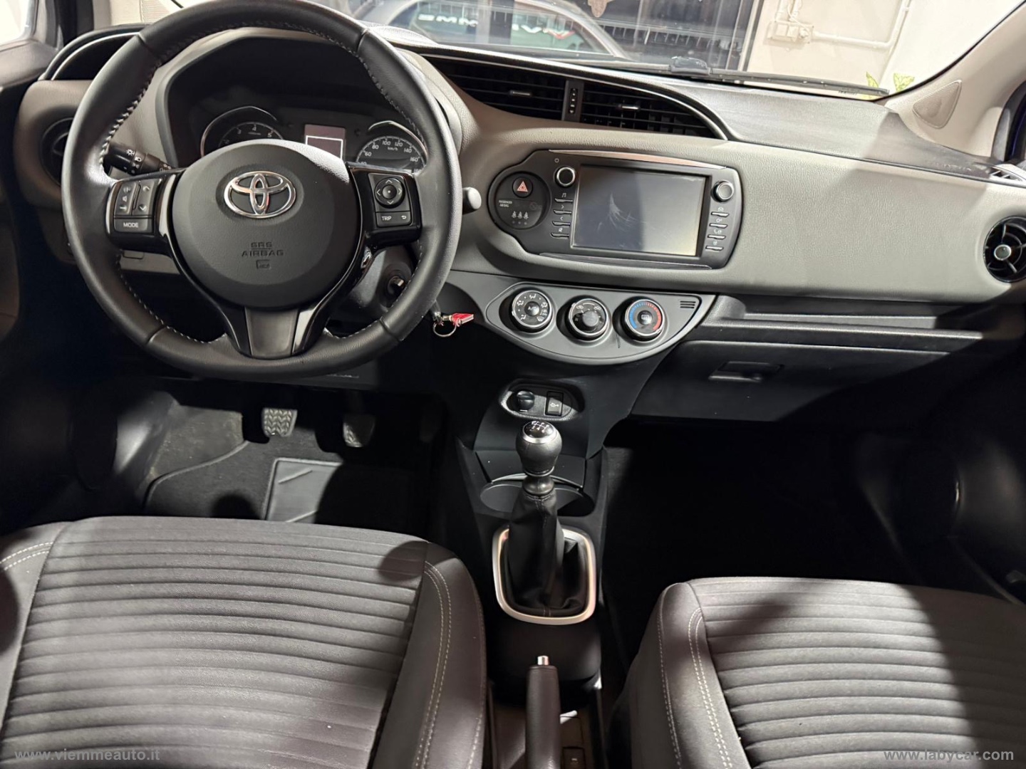 Yaris 1.5 5p. Lounge - immagine 6