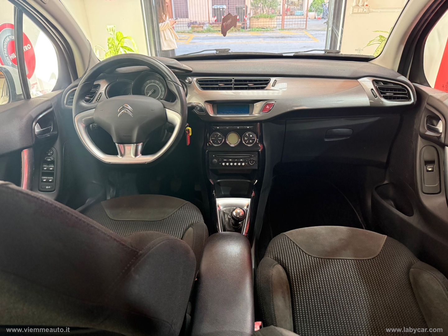 C3 1.2 VTi 82 Exclusive - immagine 6