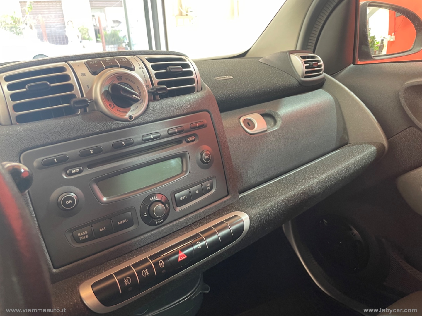 fortwo 1000 52 kW MHD coupé passion - immagine 6