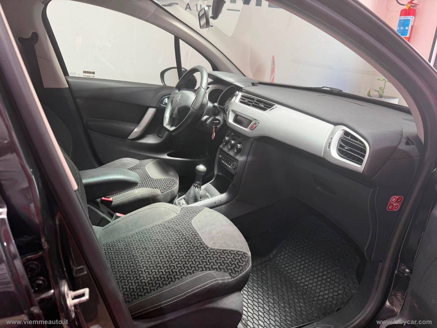 C3 1.2 VTi 82 Exclusive - immagine 6