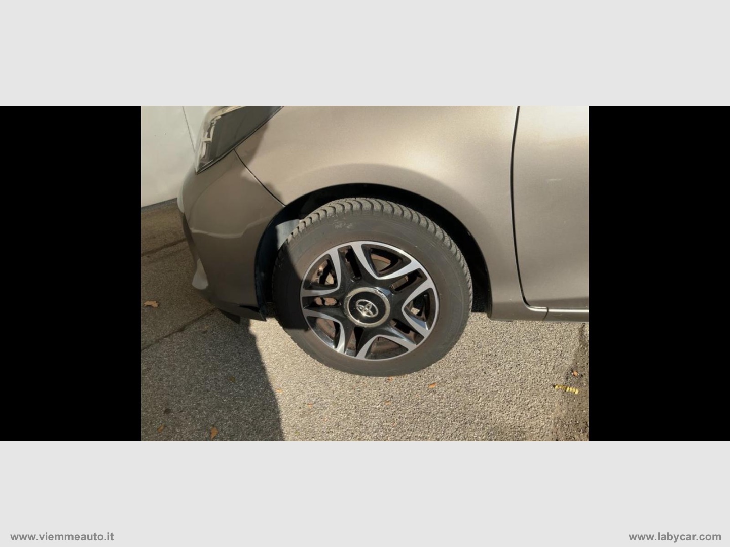 Yaris 1.3 5p. Lounge - immagine 6