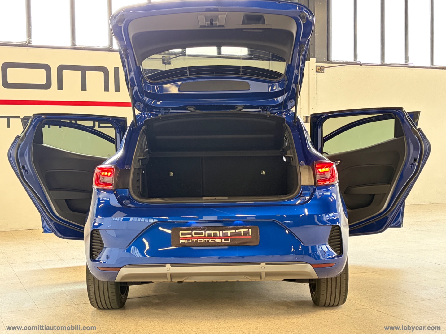 Clio Full Hybrid E-Tech 145 CV E. Alpine - immagine 6