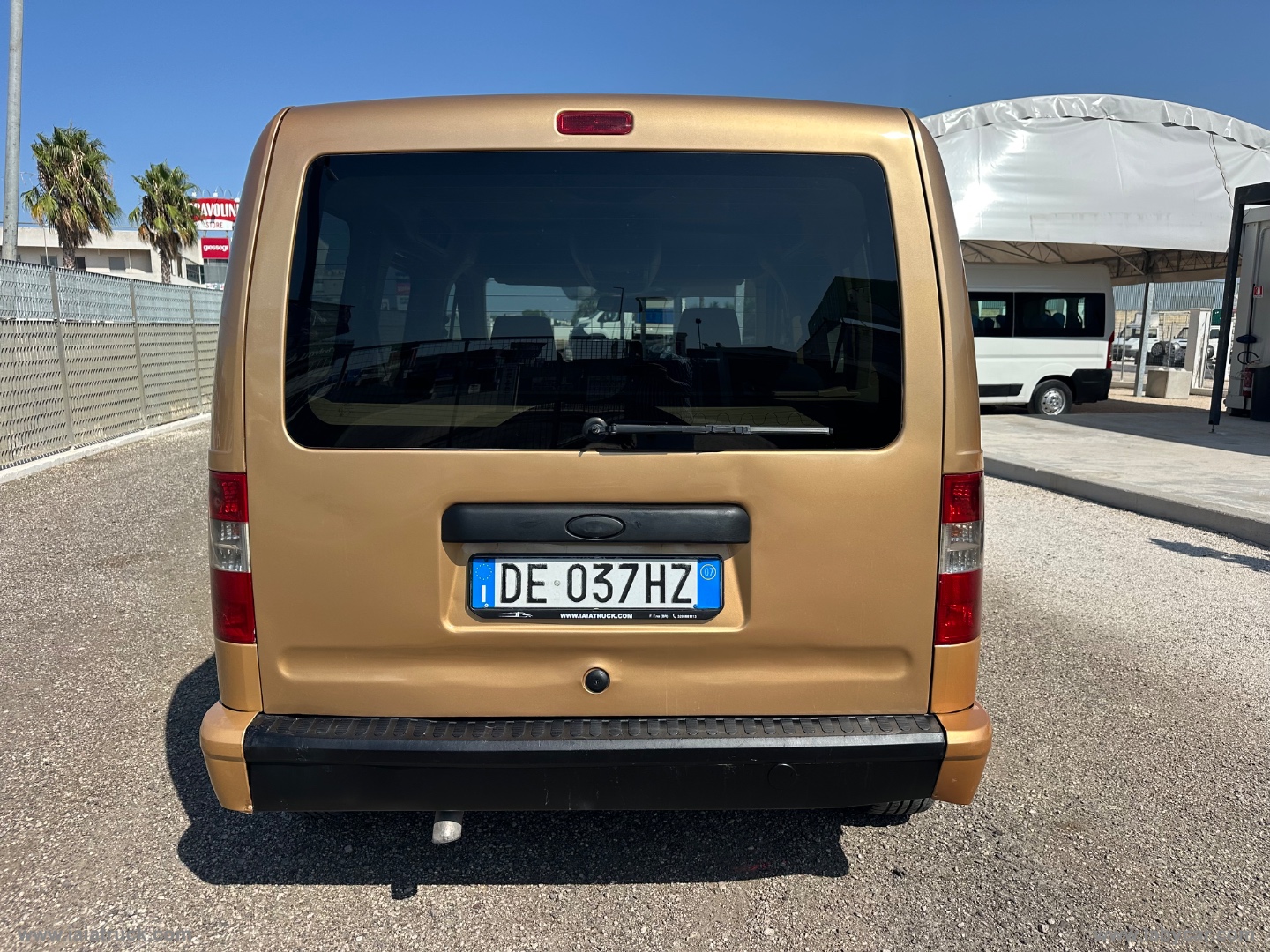 Tourneo CONNECT 200S 1.8 TDCi/110CV 5 POSTI - immagine 6