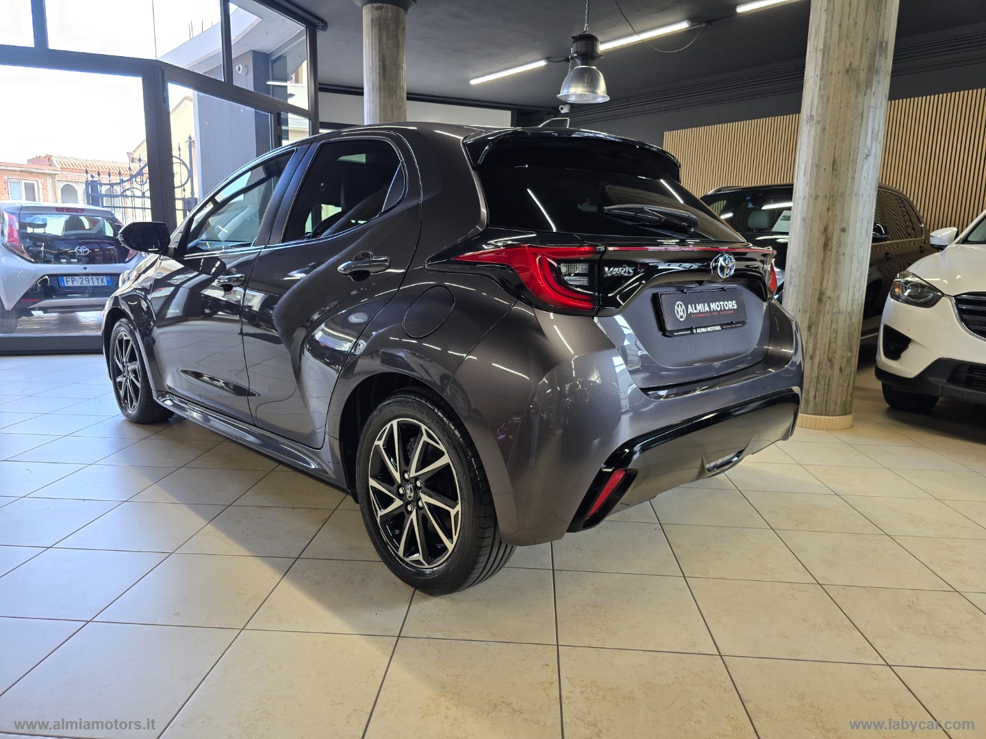 Yaris 1.5 Hybrid 5p. Lounge - immagine 6
