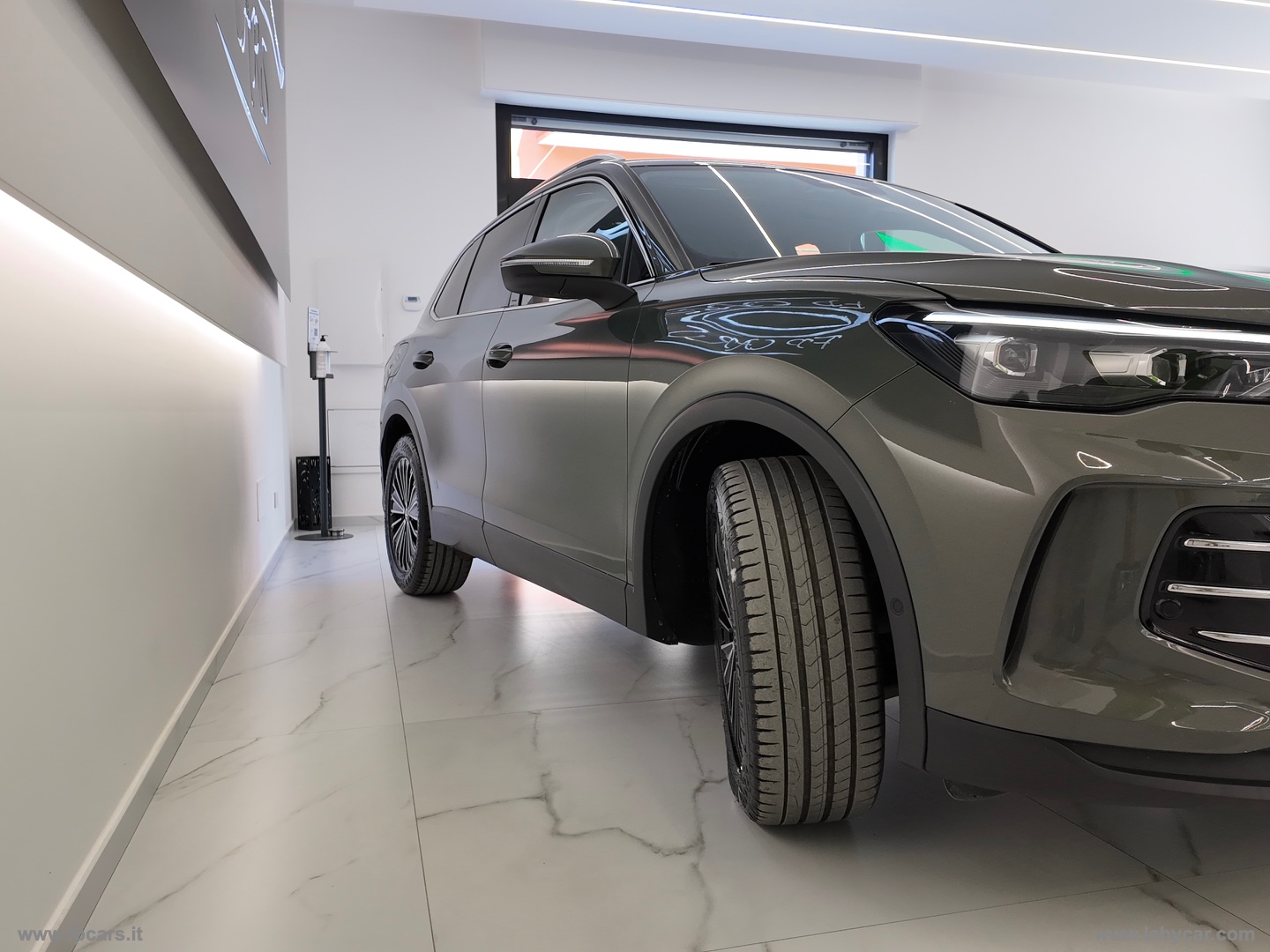 Tiguan 2.0 TDI 150 CV DSG Elegance - immagine 6