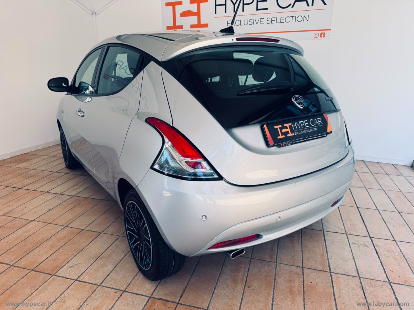 Ypsilon 1.0 FireFly 5p.S&S Hybryd Gold - immagine 6