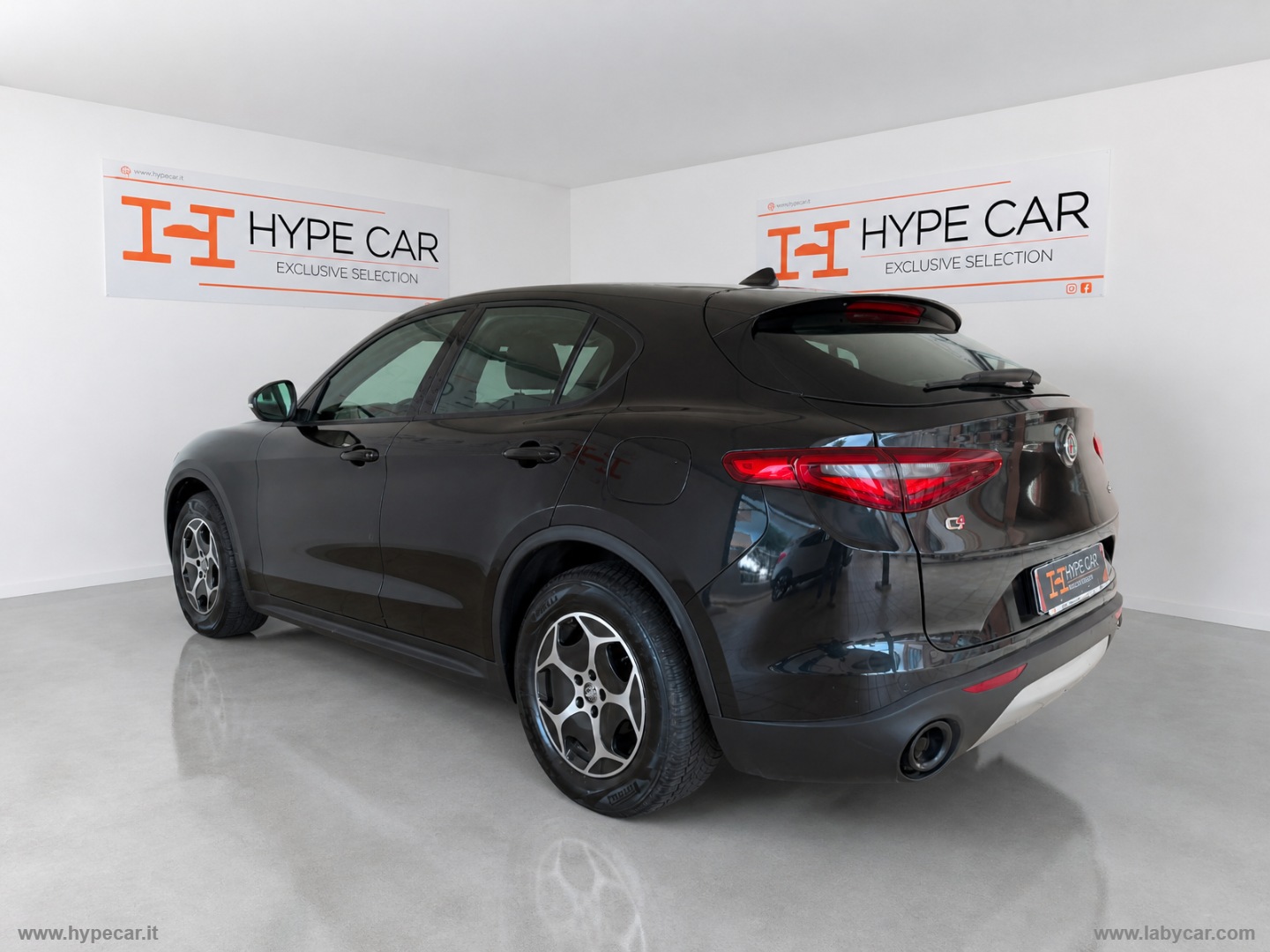 Stelvio 2.2 T.d. 190 CV AT8 Q4 Sup. Bus. - immagine 6