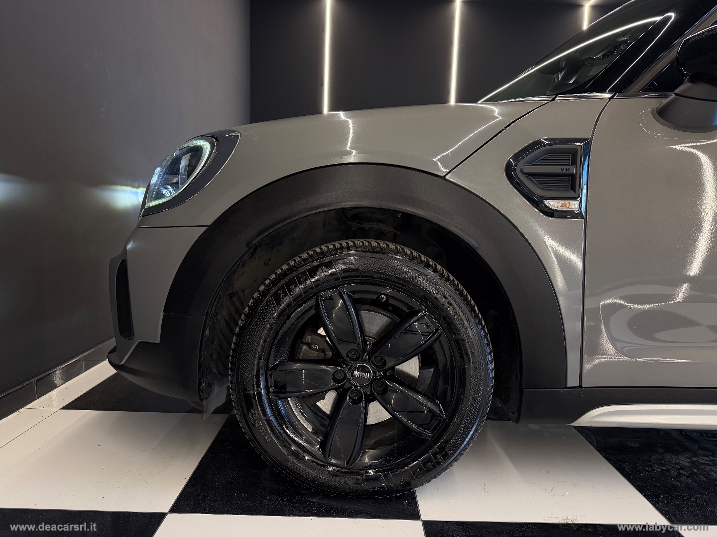 Mini Cooper Yours Countryman - immagine 6