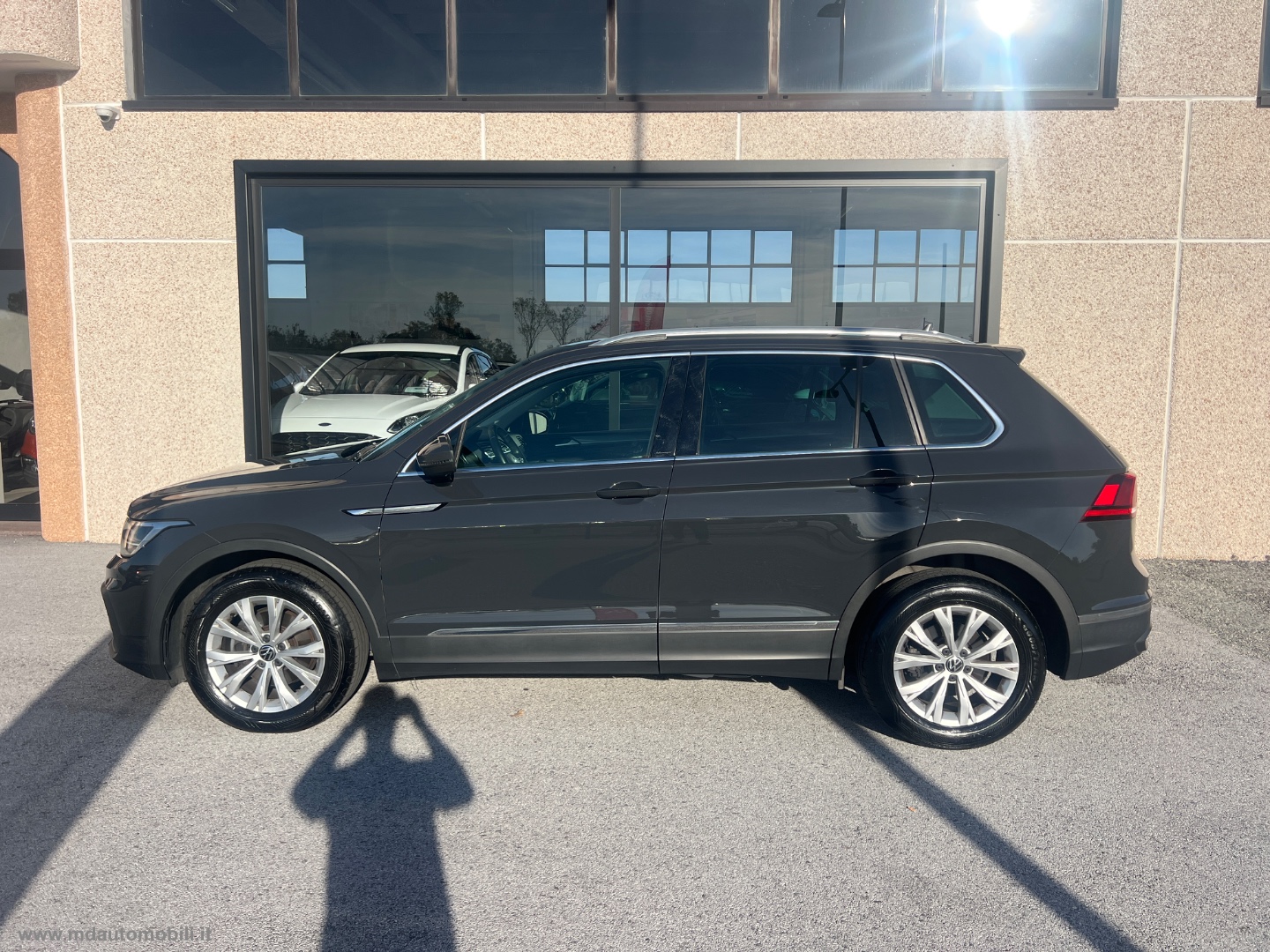 Tiguan 2.0 TDI 150CV SCR DSG Life IVA ESPOSTA - immagine 6