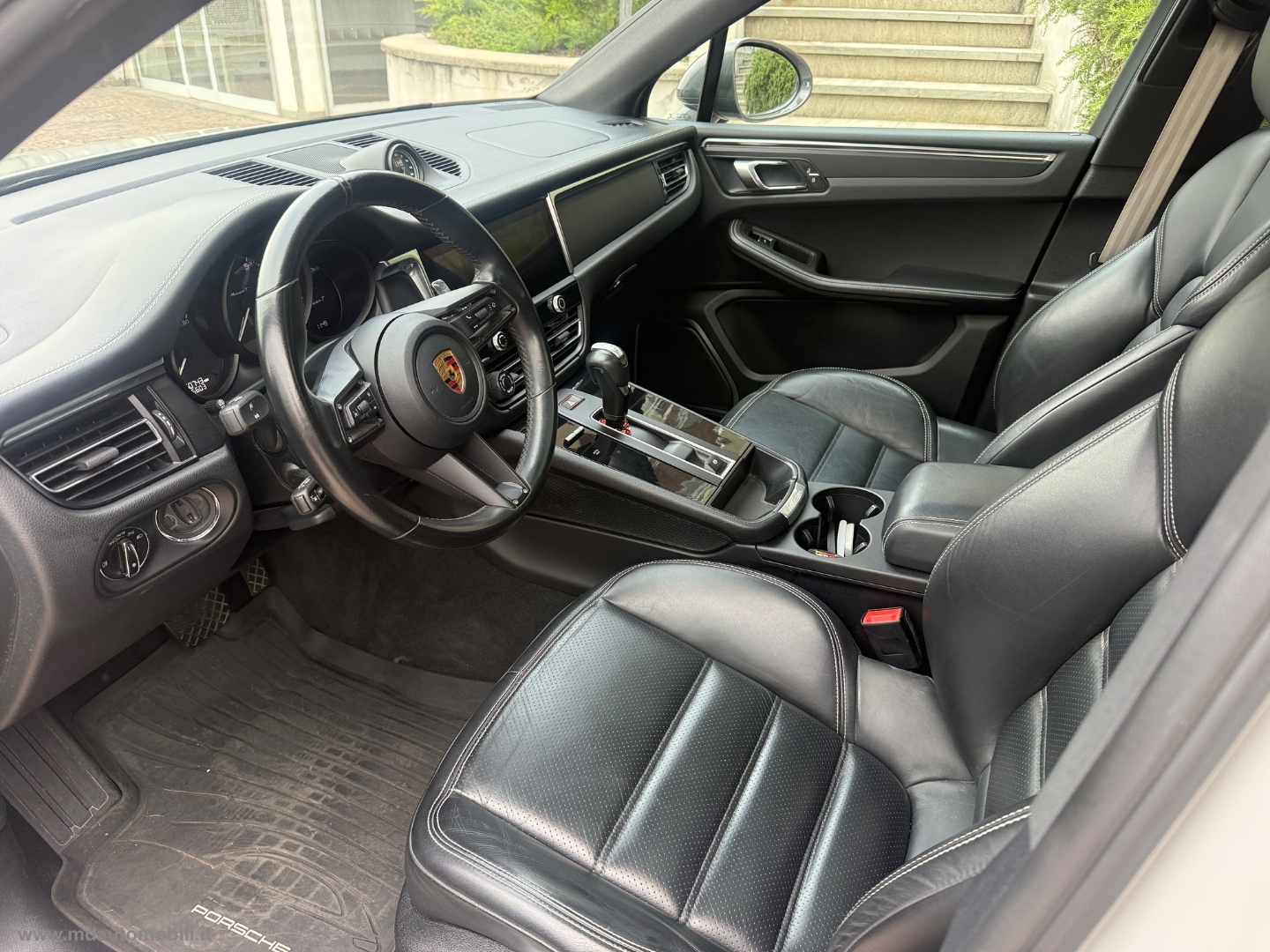 Macan 2.0 T IVA ESPOSTA - immagine 6