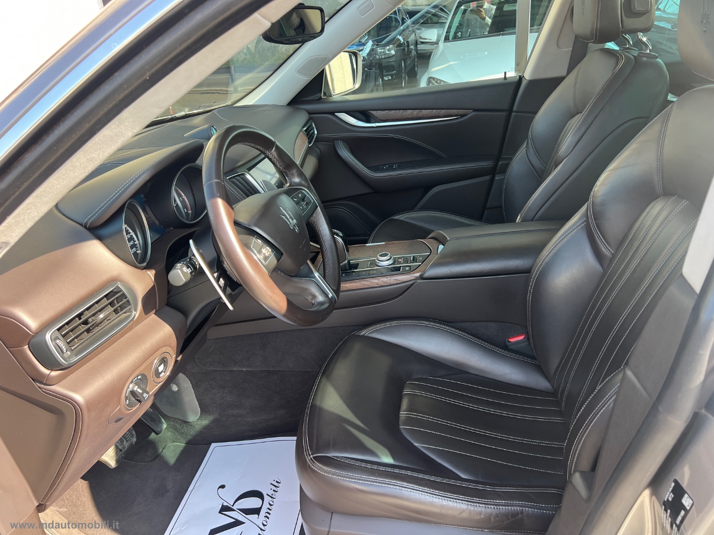 Levante V6 Diesel 275 CV AWD TETTO SOLO KM.106000 - immagine 6