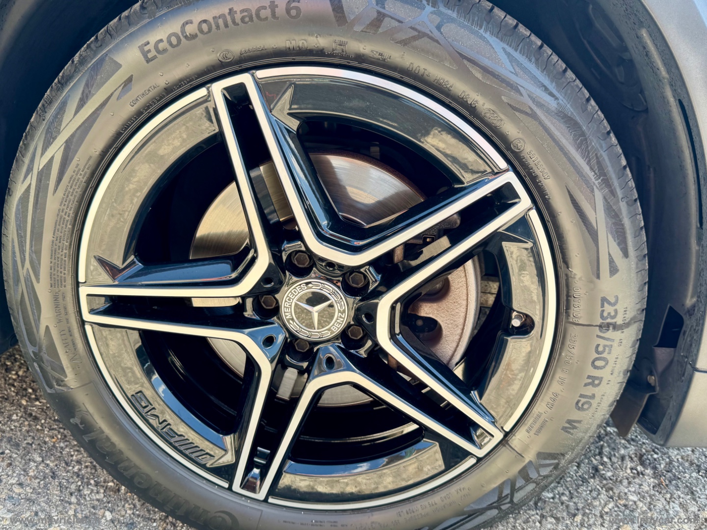 GLA 220 d Automatic 4Matic Premium - immagine 6