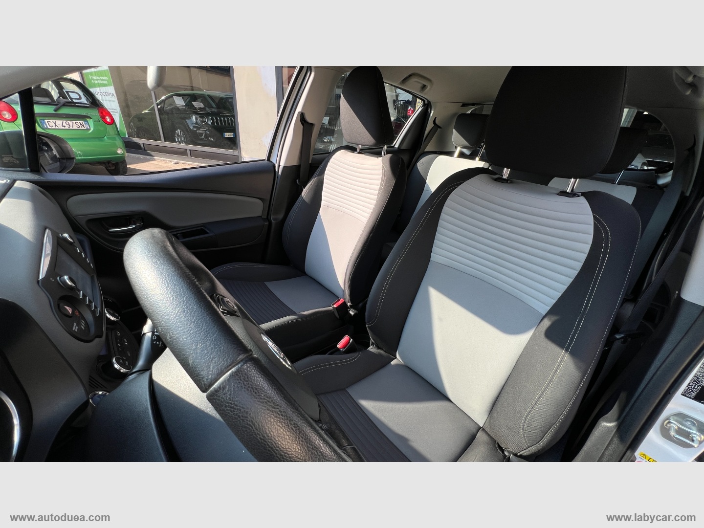 Yaris 1.5 Hybrid 5p. Active PLUS NO VINCOLI FINANZIARI - immagine 6