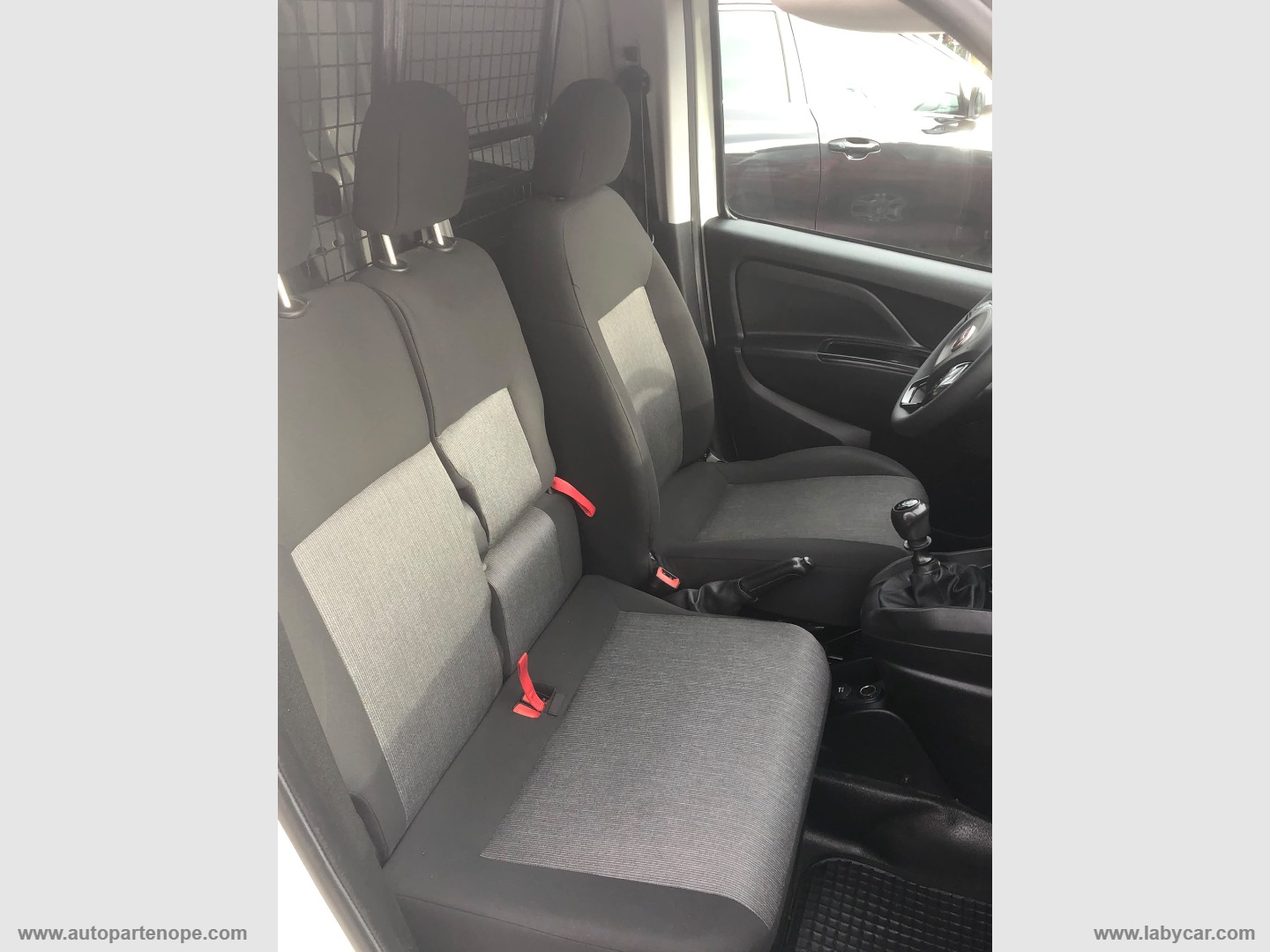 Doblò 1.6MJT 105 PLTN Cargo Maxi Lam.E5+ 3 POSTI - immagine 6