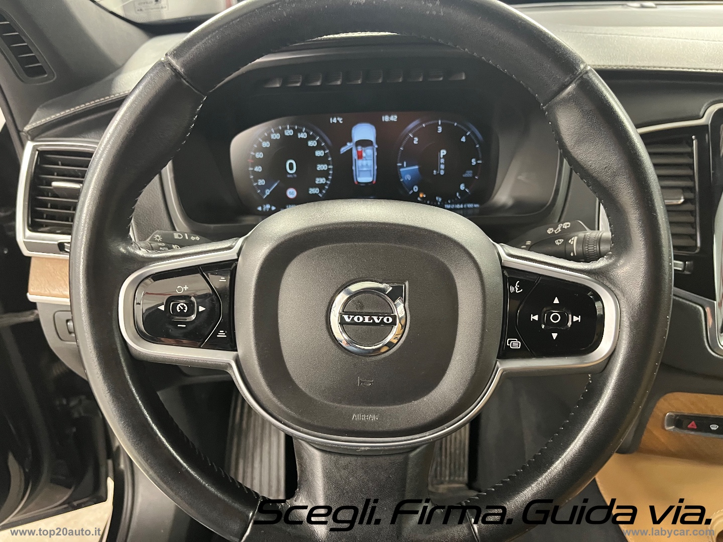 XC90 D5 AWD Geartronic Inscription|TOTAL BLACK|PELLE TOTALE - immagine 6