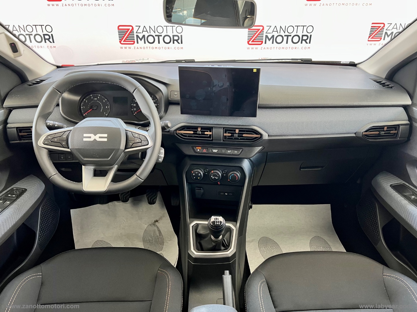 Sandero Stepway Eco-G 120CV Expression PREZZO REALE - immagine 6
