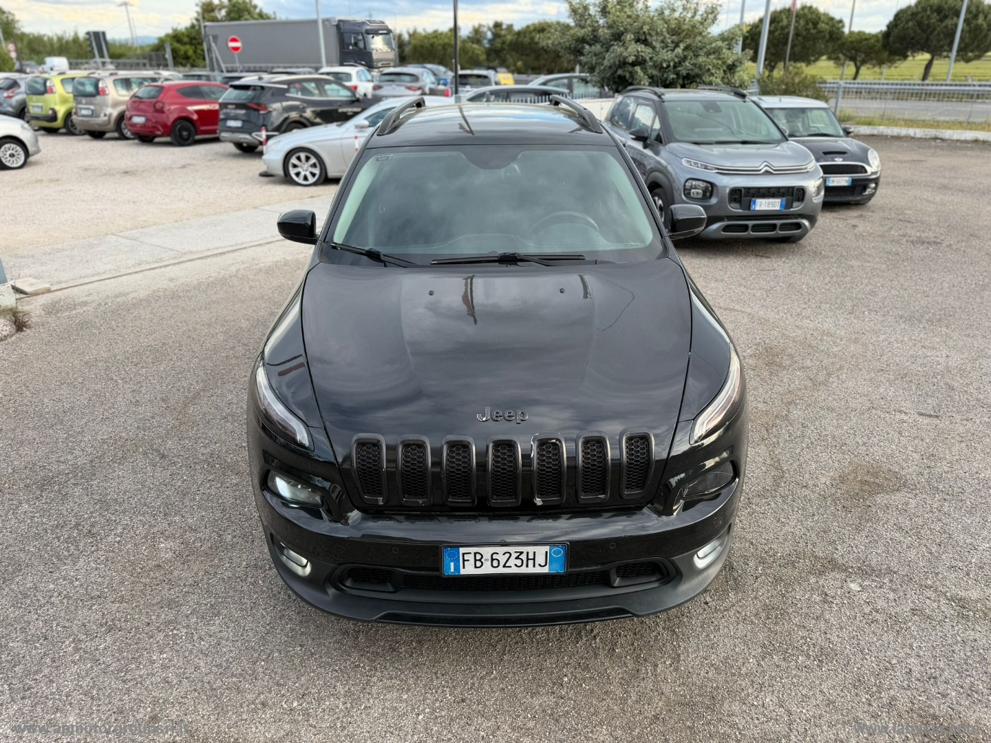 Cherokee 2.2 Mjt II 185CV 4WD AD.I Long. - immagine 6