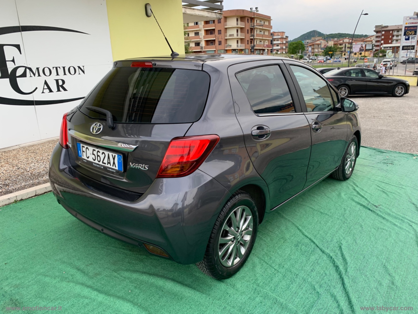 Yaris 1.4 D-4D 5p. Lounge -2016 - immagine 6