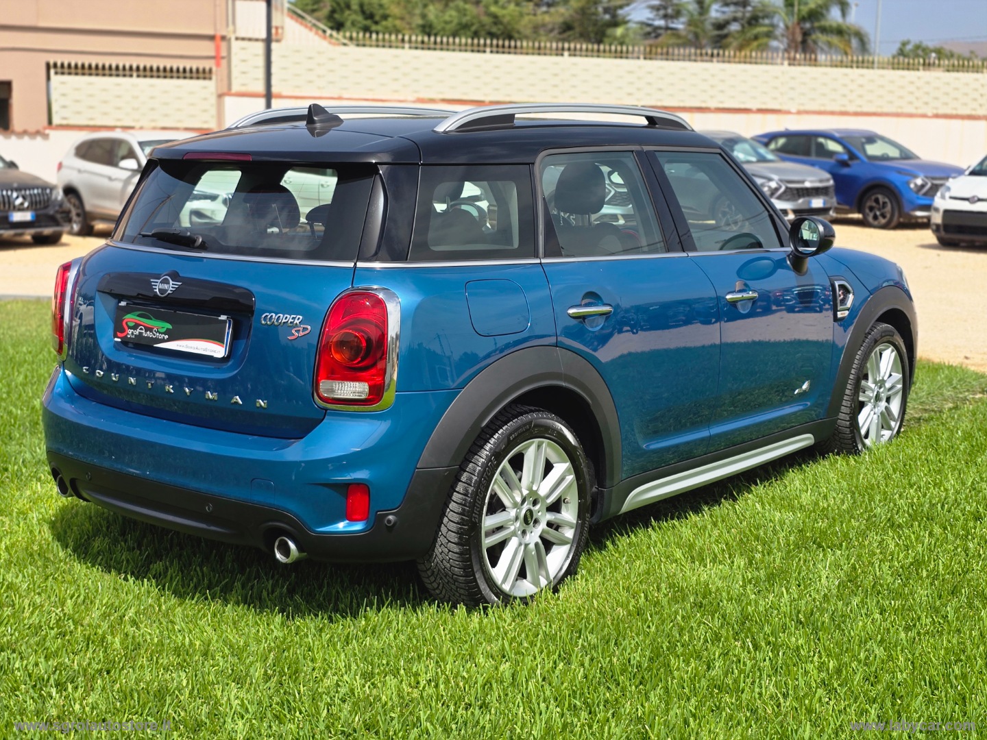 Mini Cooper SD Hype Countryman ALL4 Aut. - immagine 6