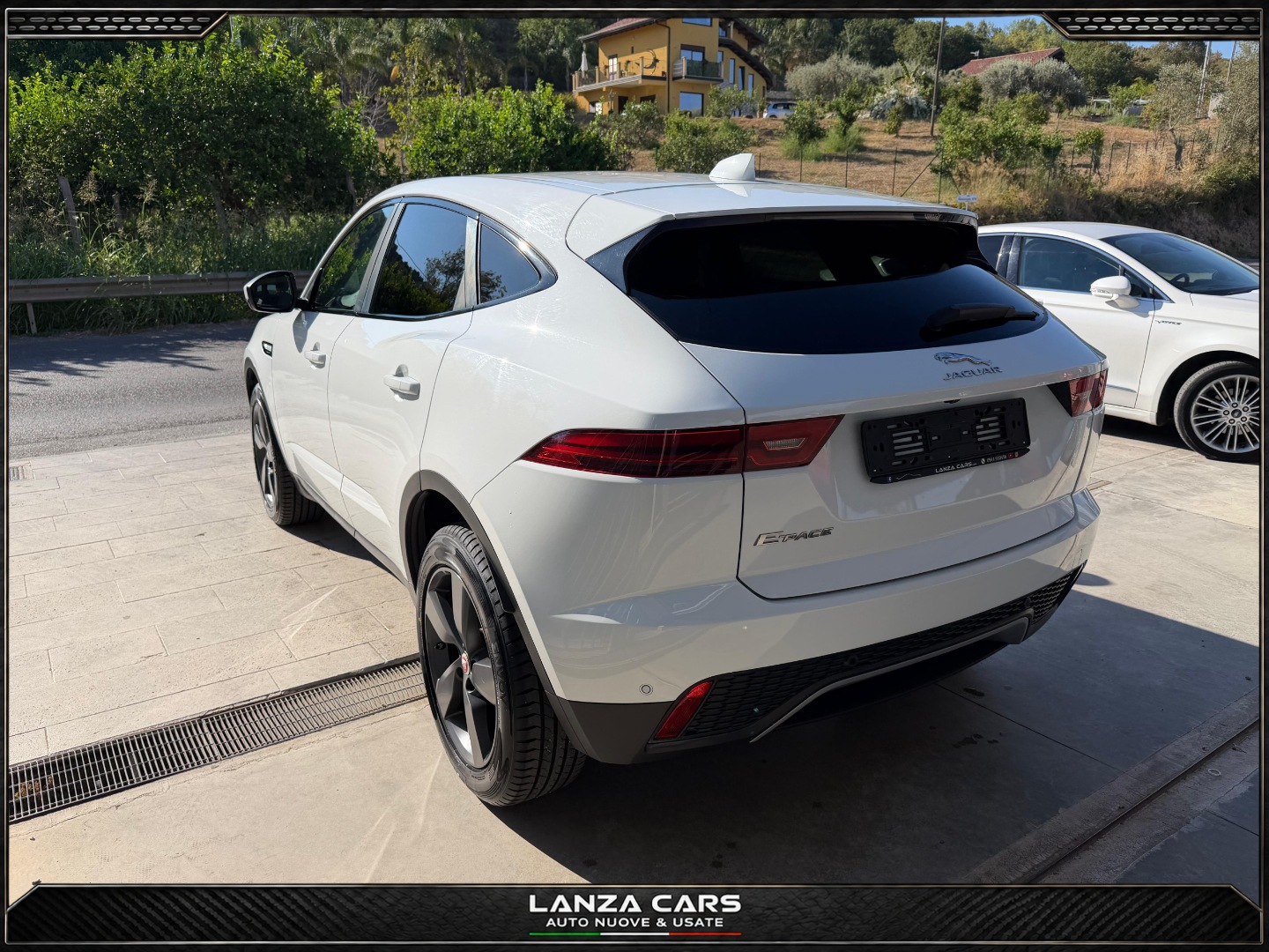 E-Pace 2.0D 150CV - immagine 6