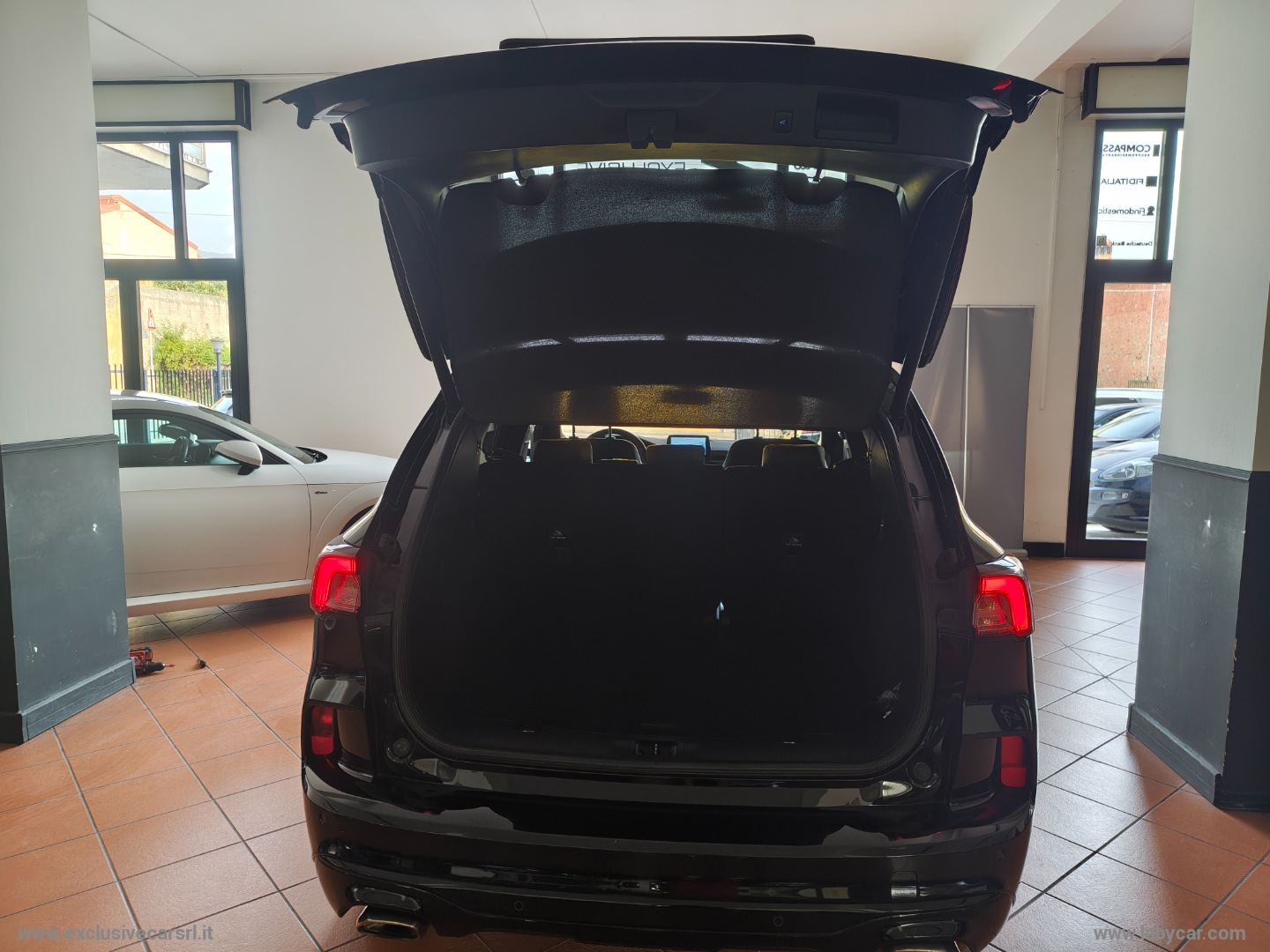 Kuga 1.5 EcoBl. 120CV aut. 2WD ST-Line X - immagine 6