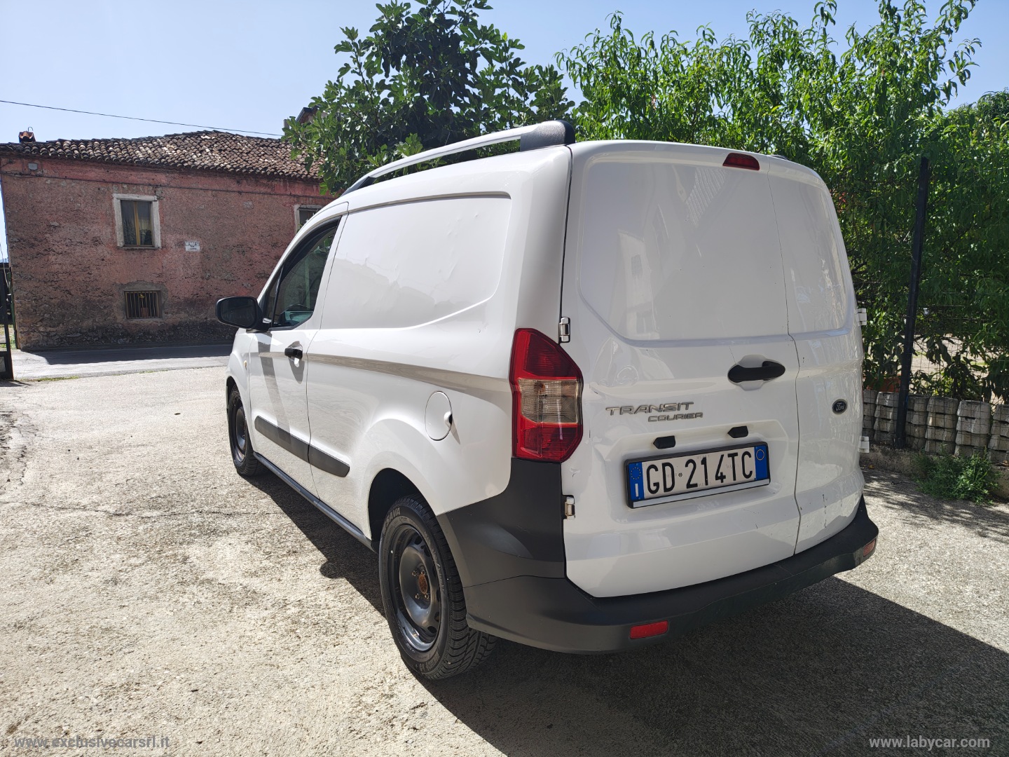 Transit Courier 1.5 TDCi 75CV Van Entry - immagine 6