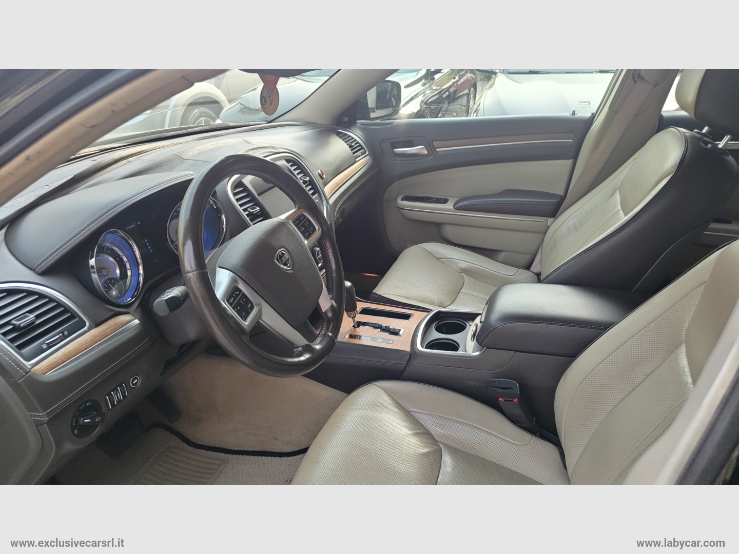 Thema 3.0 V6 Mjet II 239 CV Platinum - immagine 6