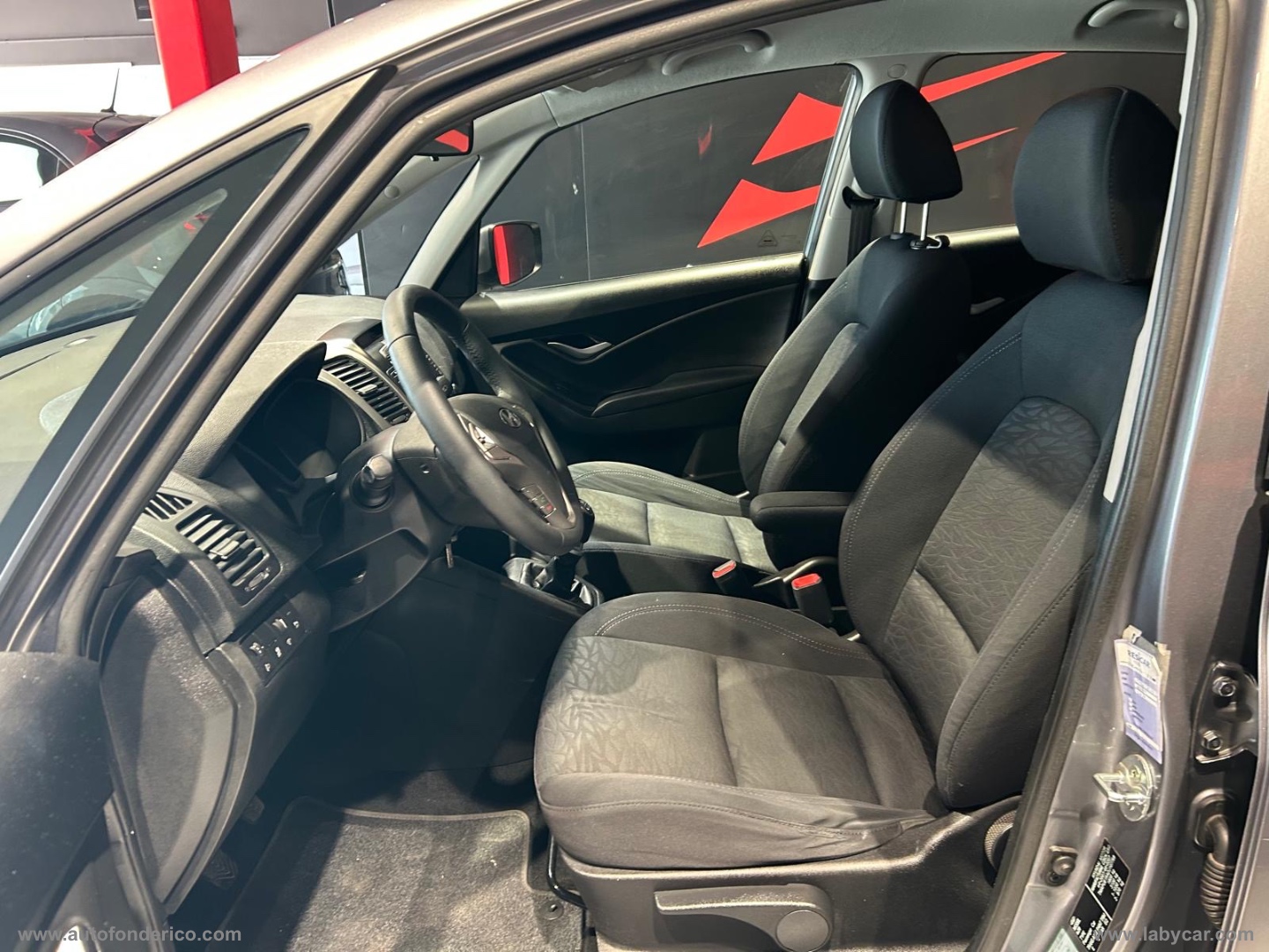 ix20 1.4 CRDI 90 CV Style - immagine 6