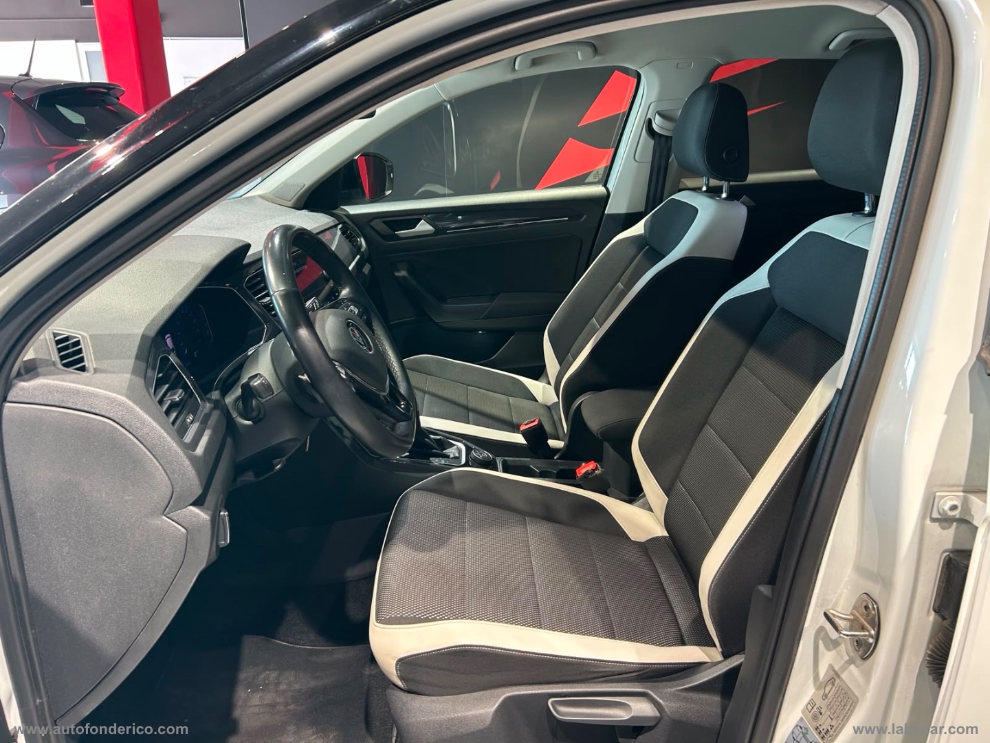 T-Roc 2.0 TDI 150 CV DSG Sport BMT - immagine 6