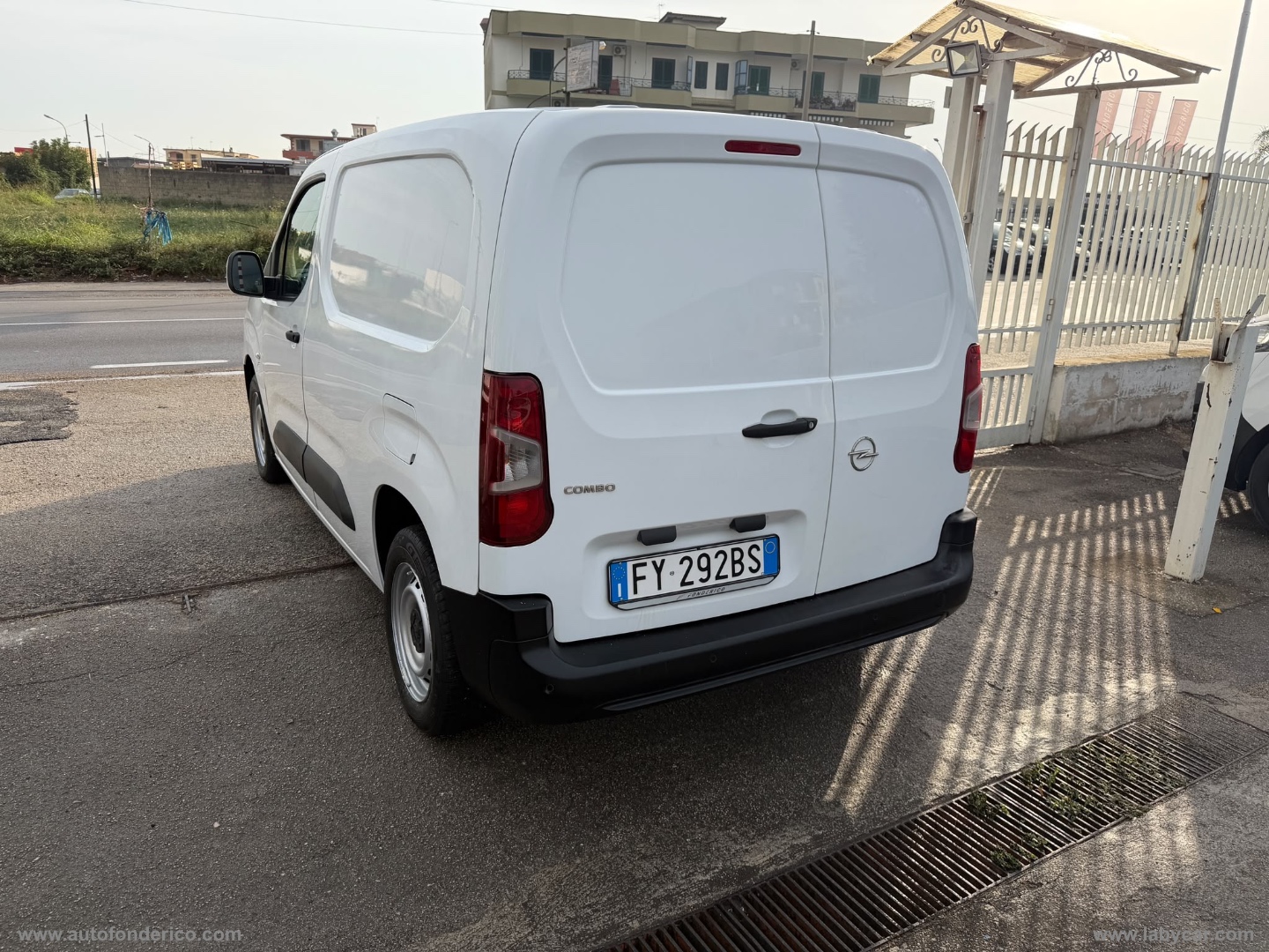 Combo Cargo 1.6 D 100 S&S PC 650kg Ed. - immagine 6