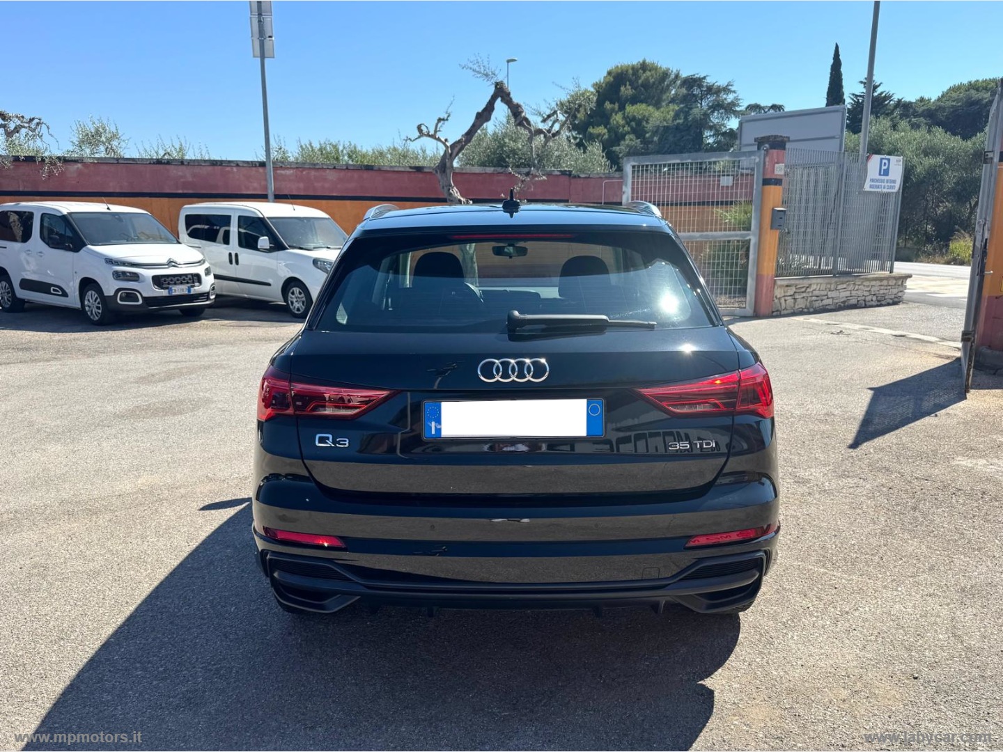Q3 S-LINE 2.0 TDI 150CV S TRONIC AUTOMATICA - immagine 6