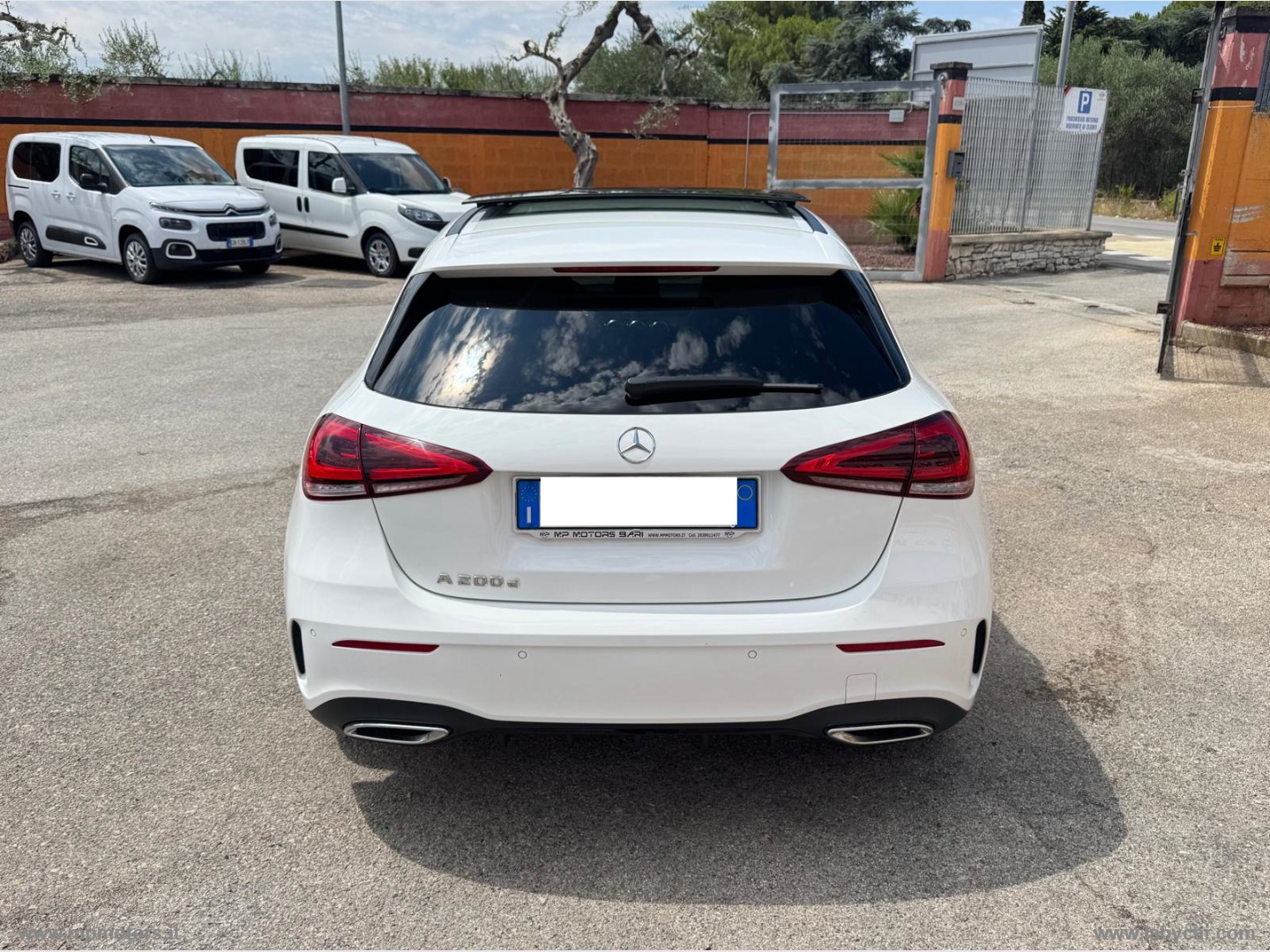 A 200 D PREMIUM AMG LINE AUTOMATICA 2.0 150CV - immagine 6