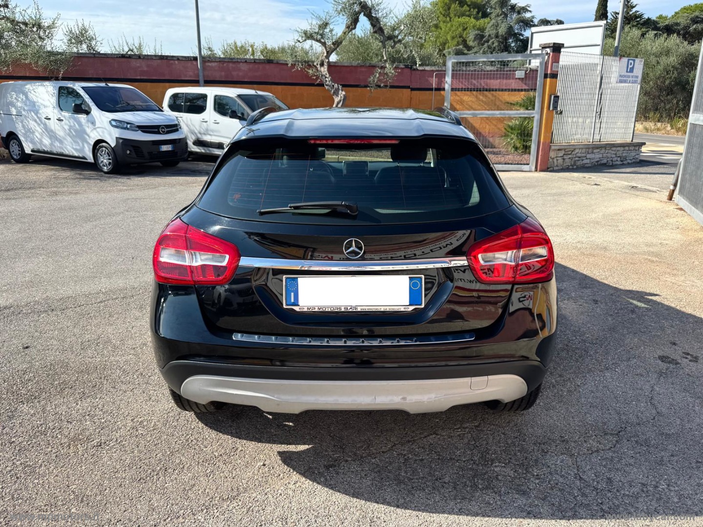 GLA 180D AUTOMATIC SPORT 1.5 109CV - immagine 6