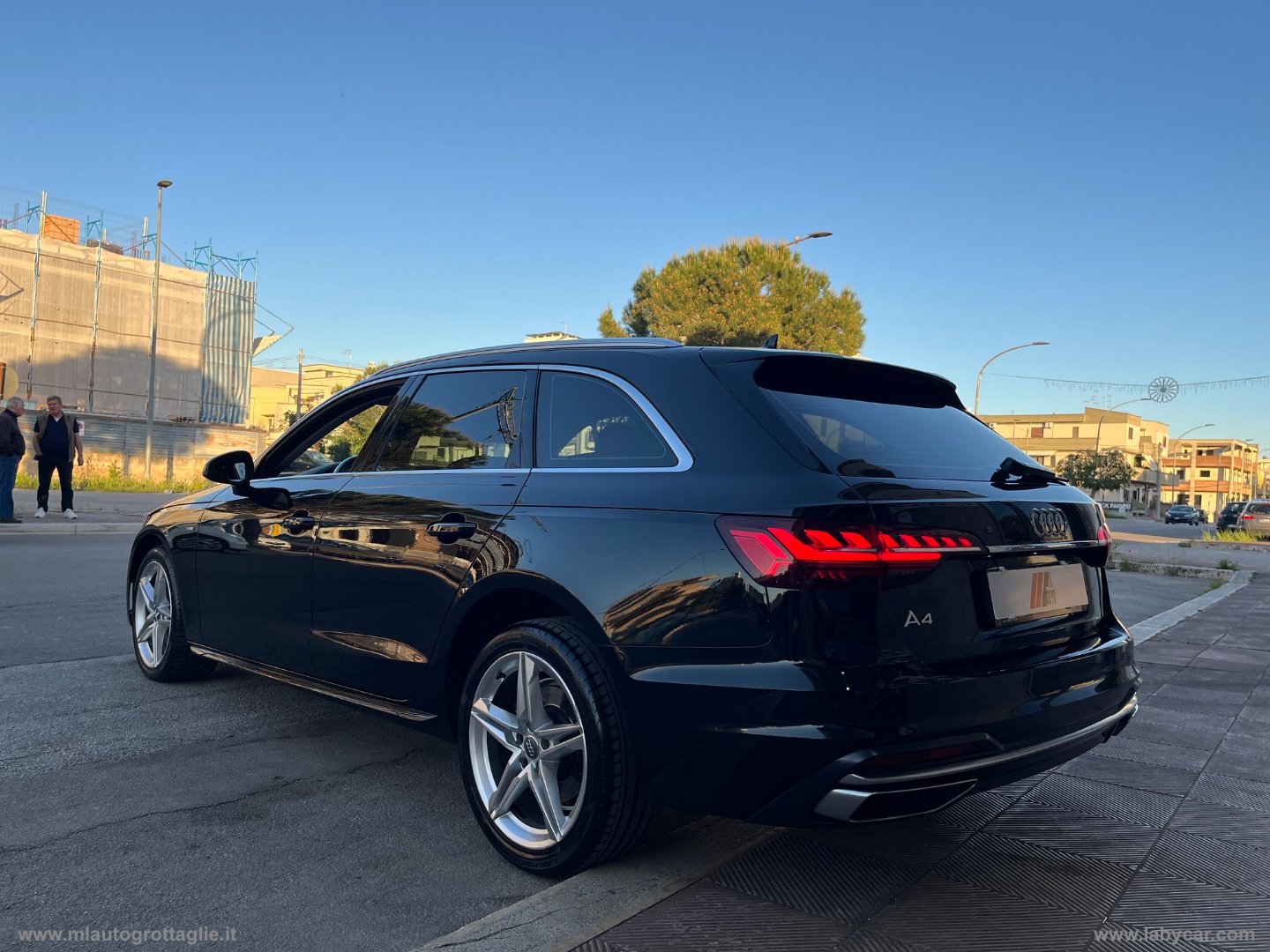 A4 Avant 30 TDI/136CV S tr. S line ed. - immagine 6