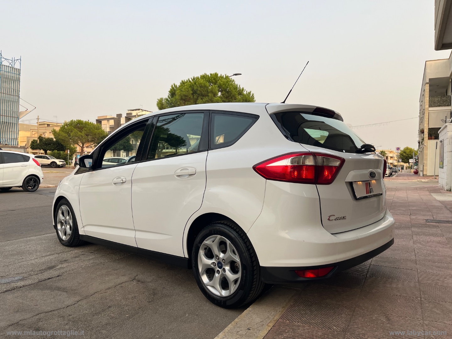 C-Max 1.6 TDCi 115 CV Titanium - immagine 6