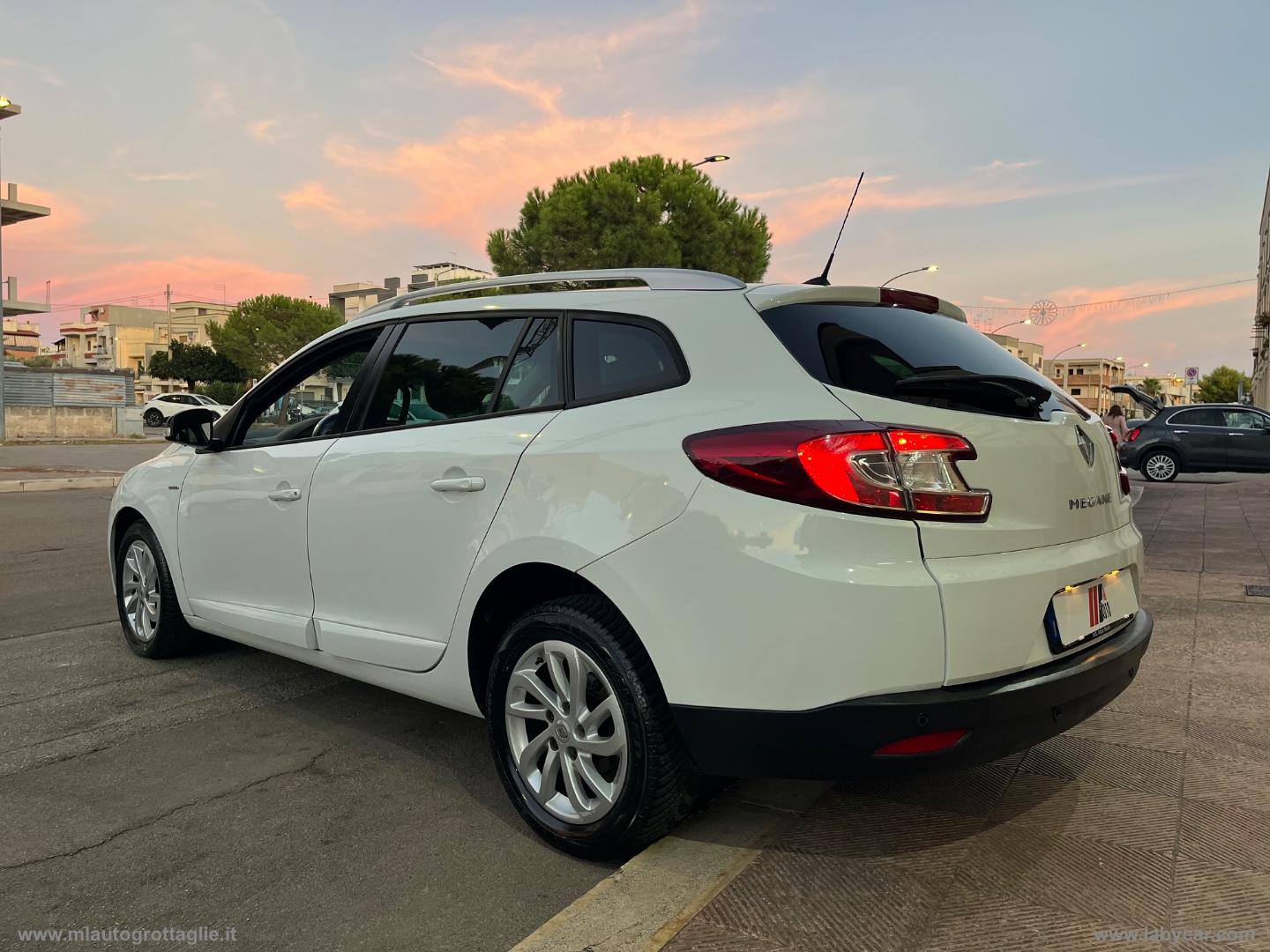 Mégane 1.5 dCi 110 CV SporTour Limited - immagine 6