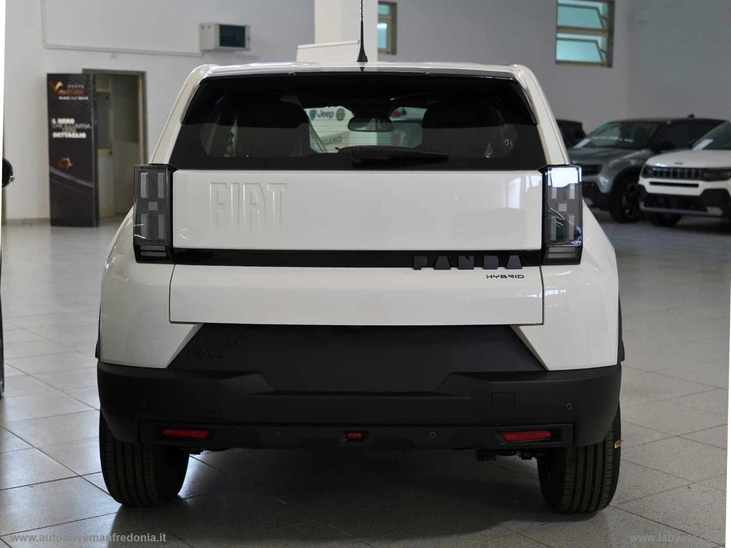 Grande Panda 1.2 Hybrid 110 CV S&S Icon - immagine 6