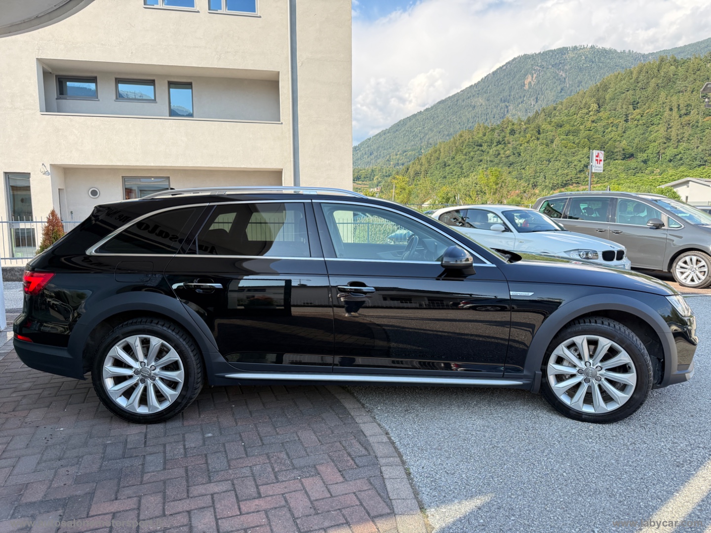 A4 allroad 2.0 TDI 190CV S tr. Bs. Evol. GANCIO DI TRAINO - immagine 6